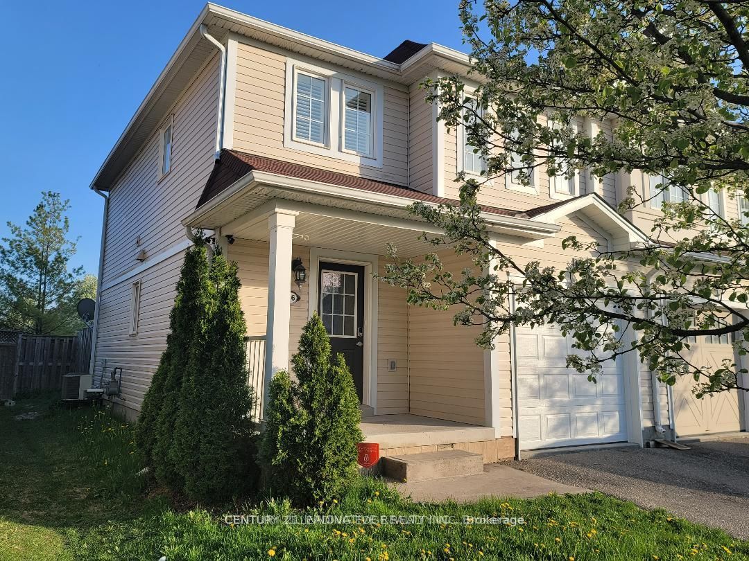 26 Duncan Avenue, Brantford 1