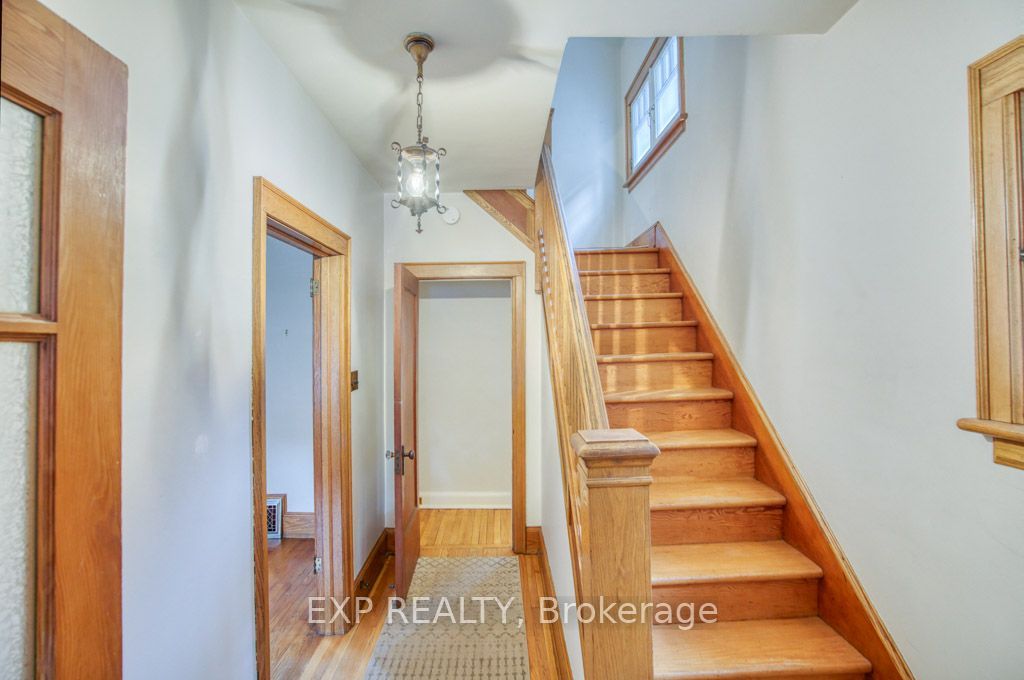 267 Powell Avenue, Ottawa 5