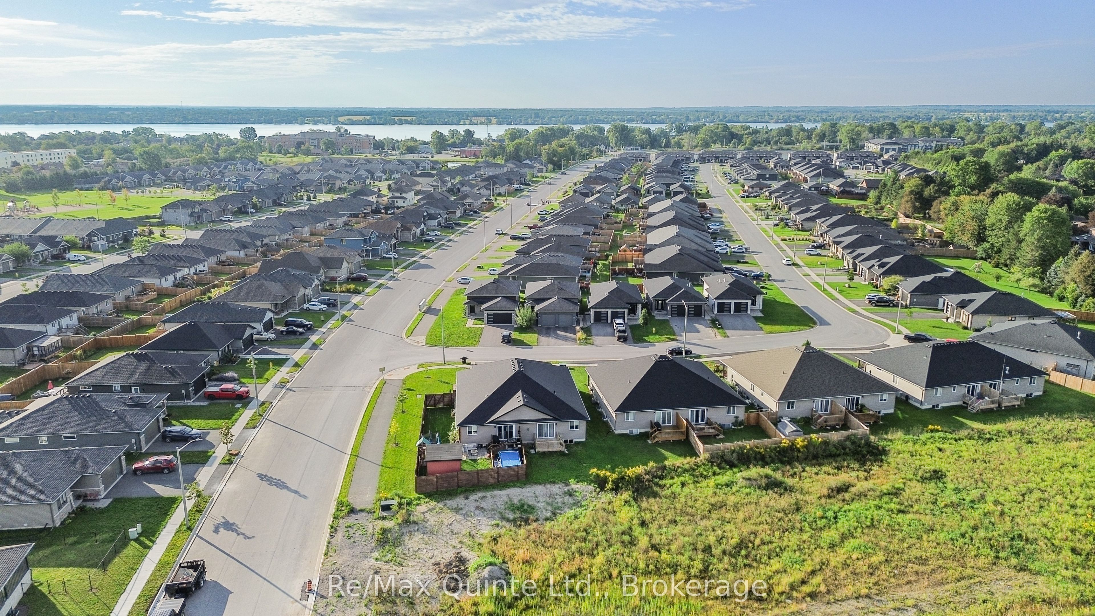 Unit B - 103 Dewal Place, Belleville 5