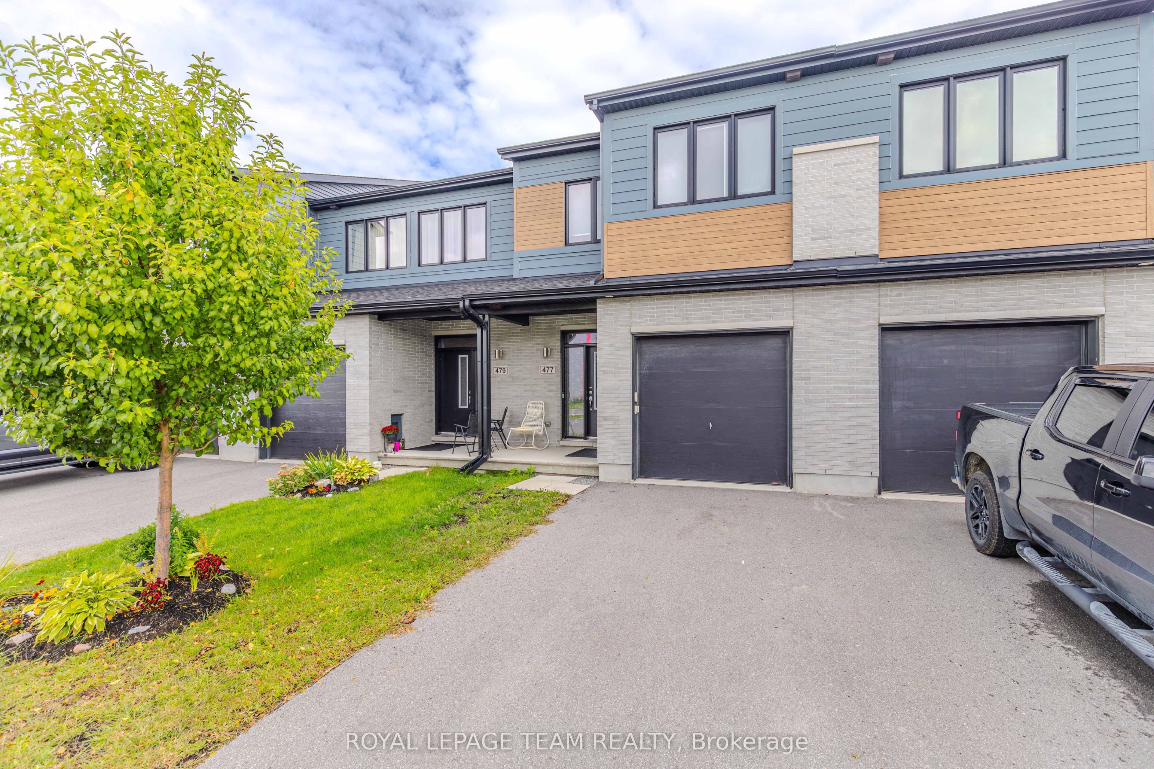 477 Cope Drive N, Kanata 3