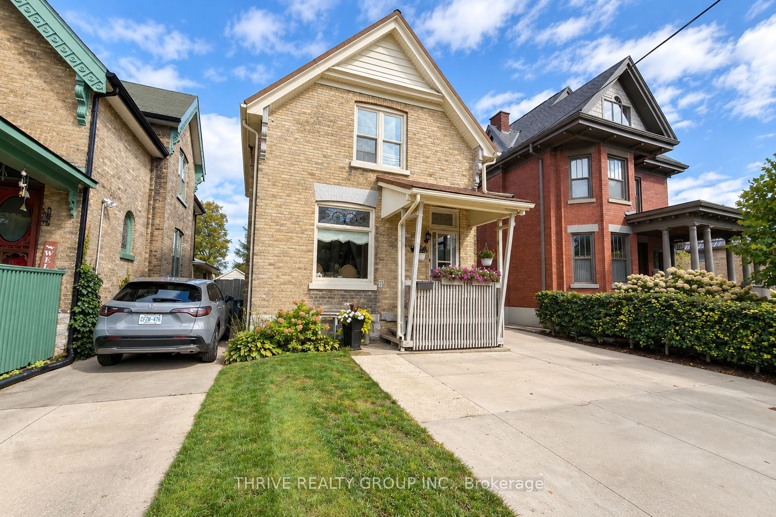 Unit Upper - 162 Tecumseh Avenue E, London 2