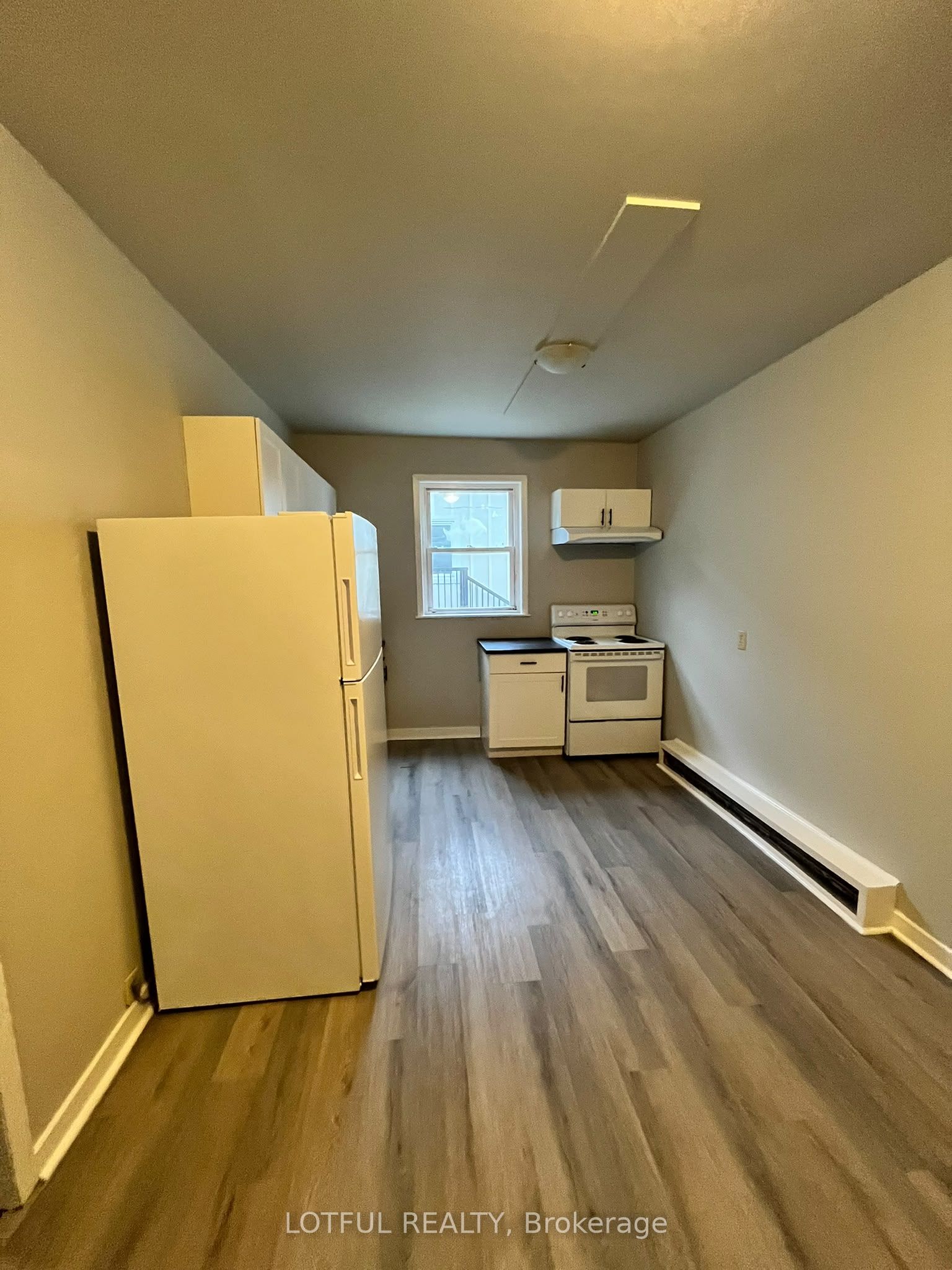 Unit 3 - 33 Lakeshore Drive, South Dundas 4