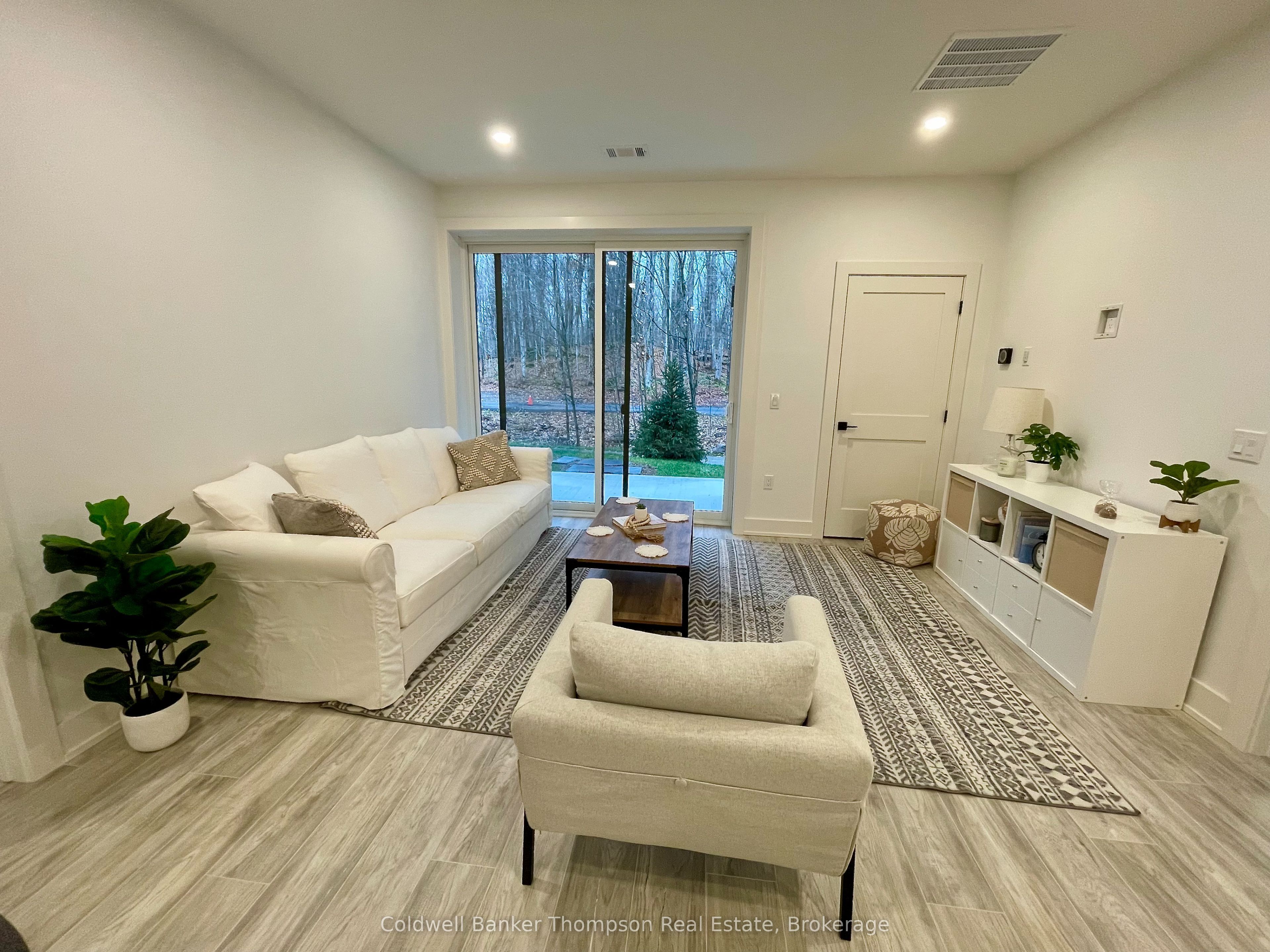 Unit 106 - 18 Campus Trail, Huntsville 5
