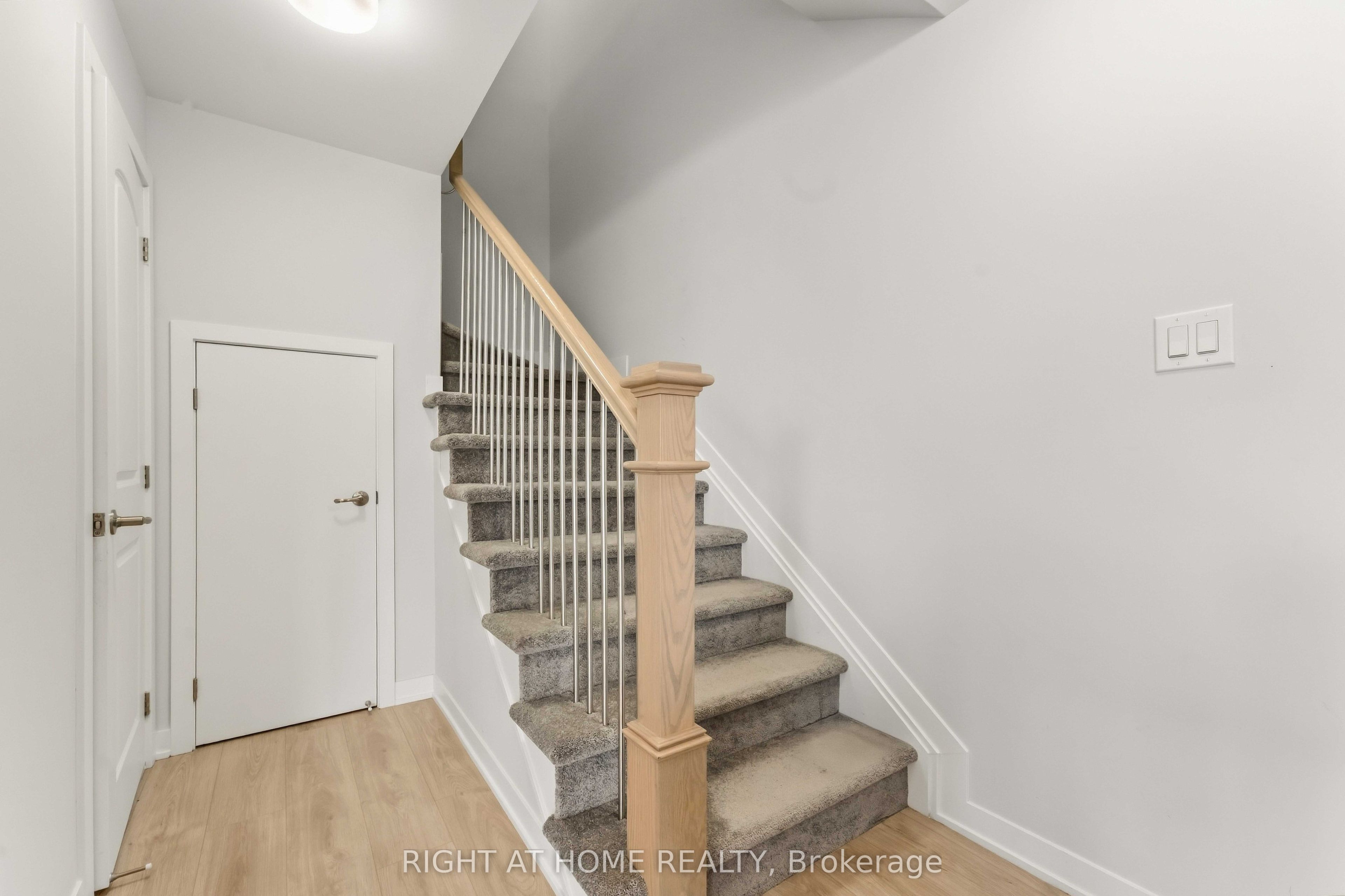 206 Parnian Private, Nepean 2