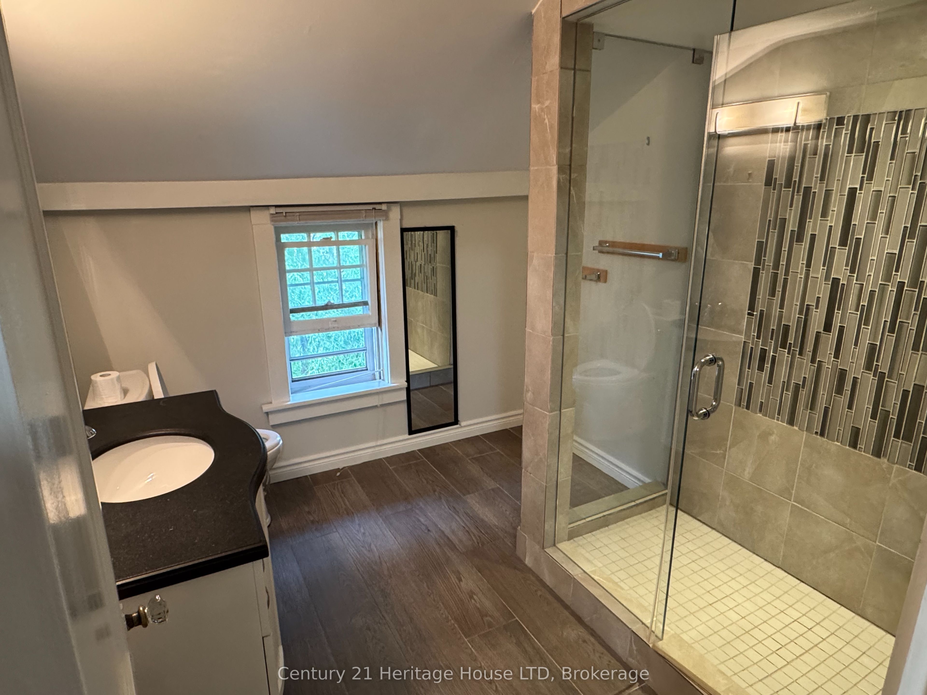 Unit 2 - 3445 Garrison Road, Fort Erie 4