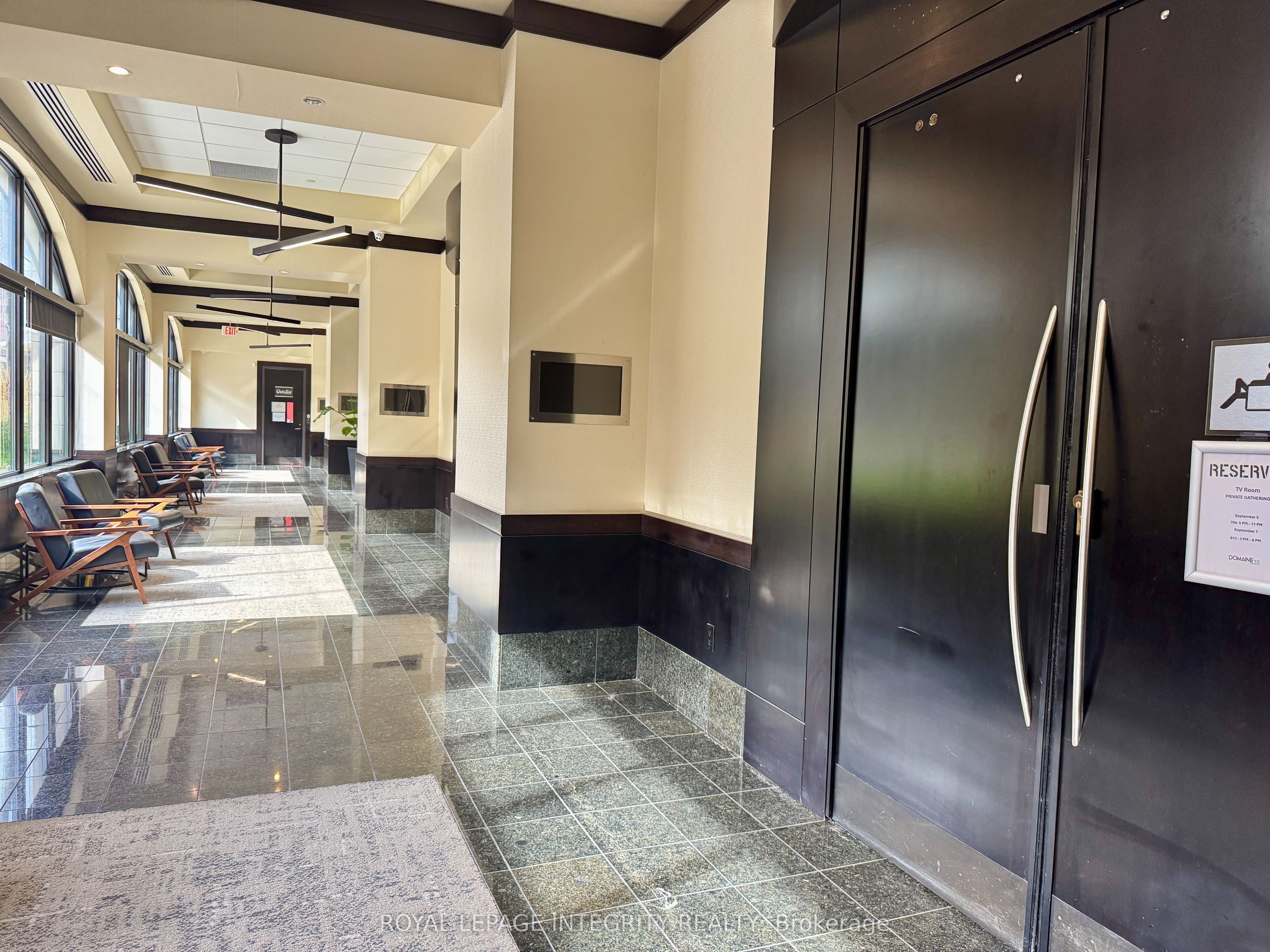 Unit 902 - 435 Albert Street, Ottawa 4