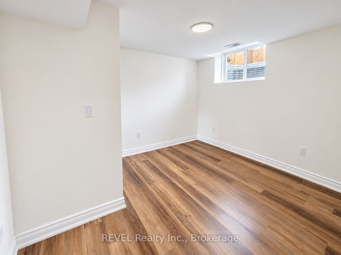 Unit LOWER - 15 IRONWOOD Court, Thorold 5