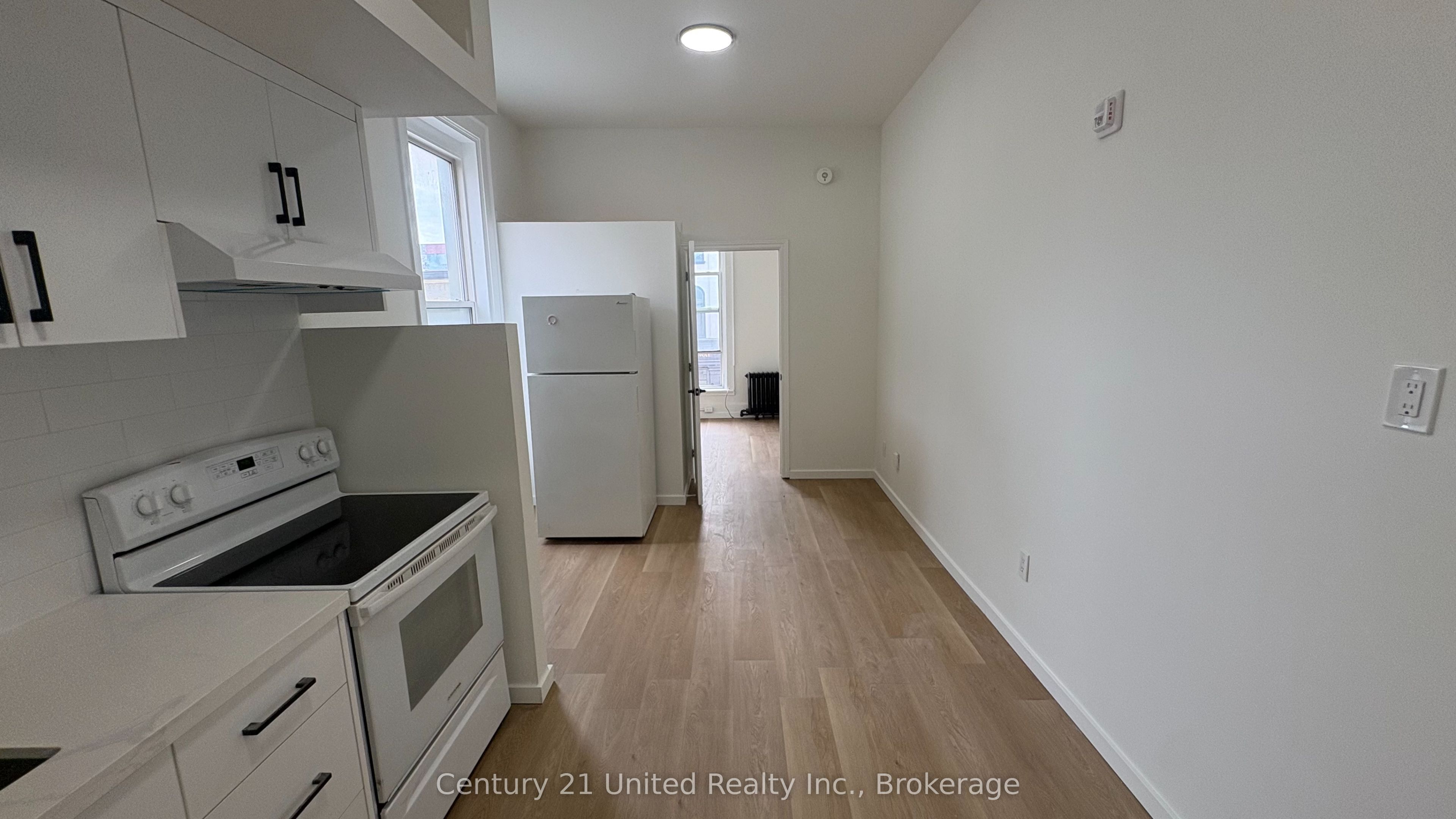 Unit 9 - 172.5 Hunter Street W, Peterborough 5