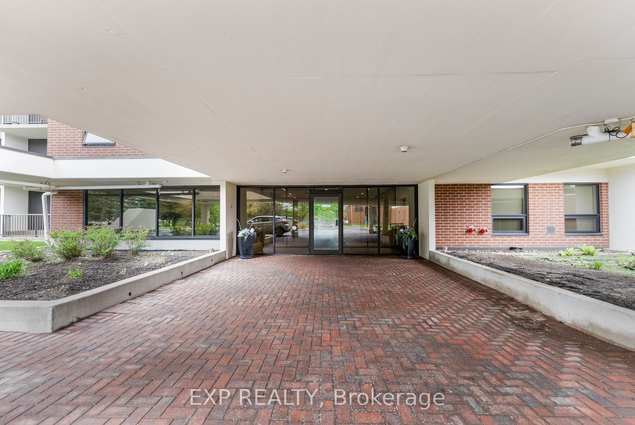 Unit 1603 - 665 Bathgate Drive, Ottawa 2