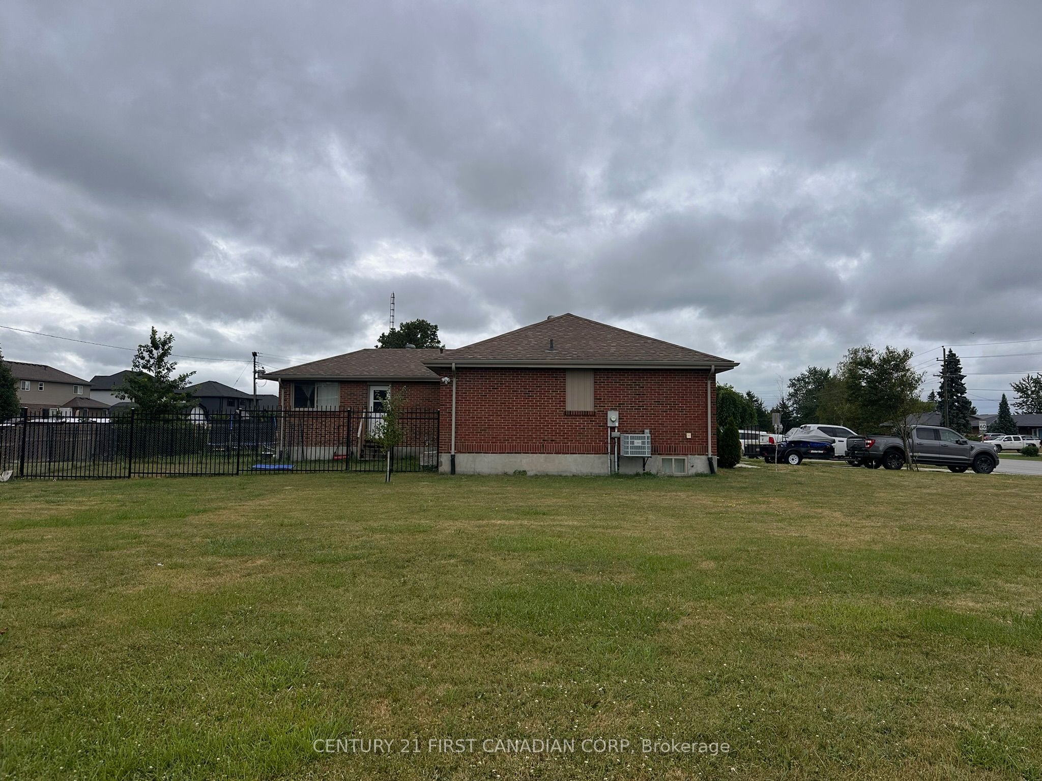 33374 Richmond Street, Lucan Biddulph 3
