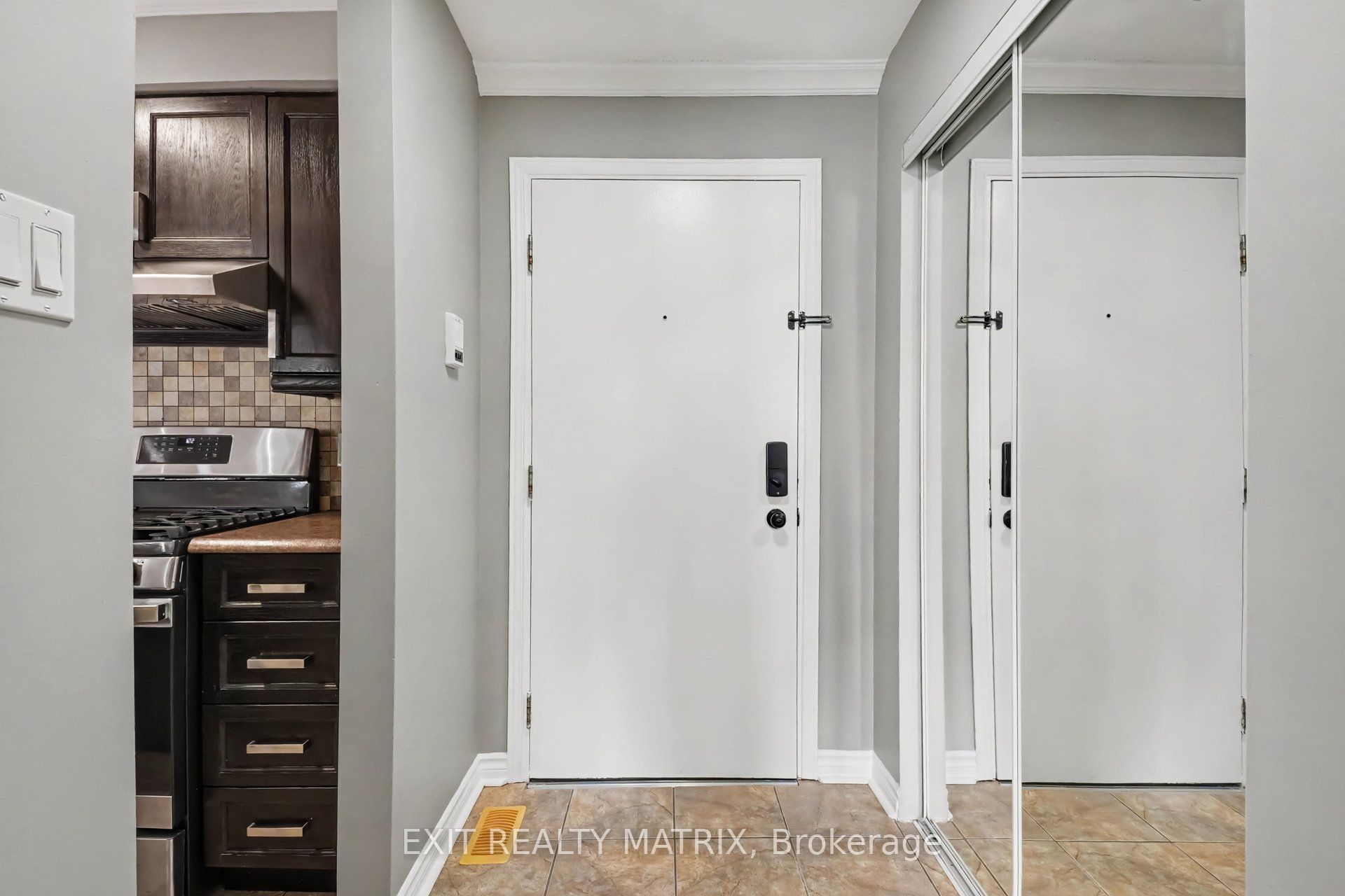 Unit 100A - 902 Notre Dame Street, Russell 2