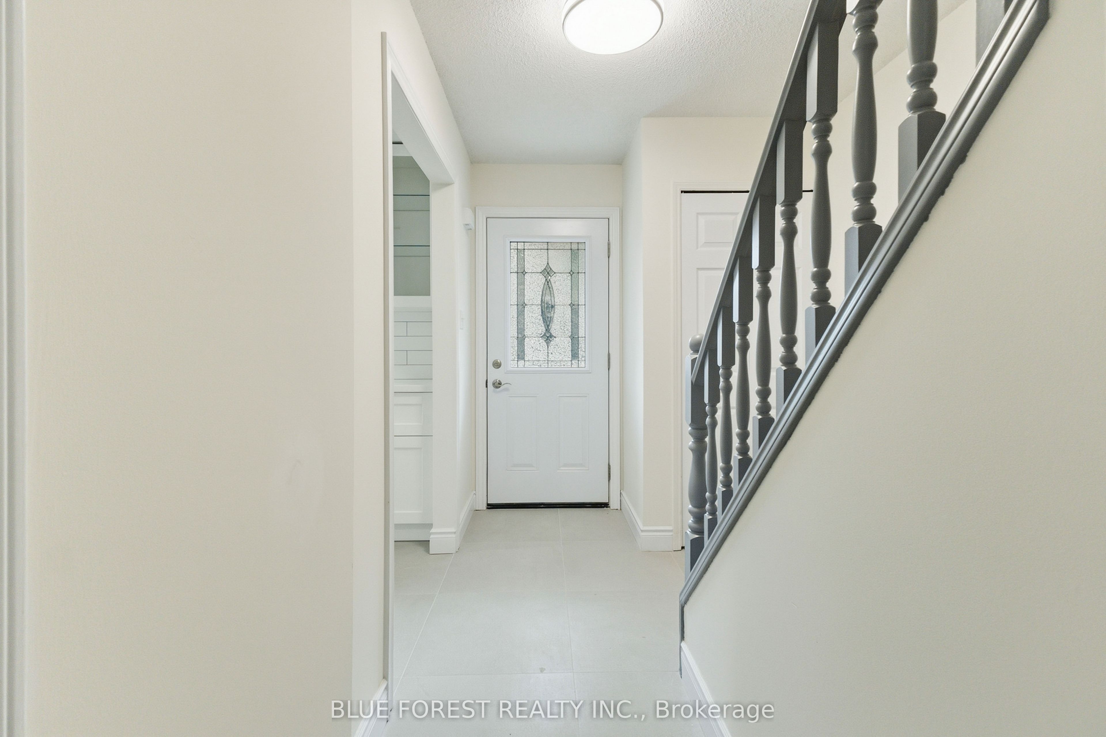 Unit 42 - 70 Chapman Court, London 3