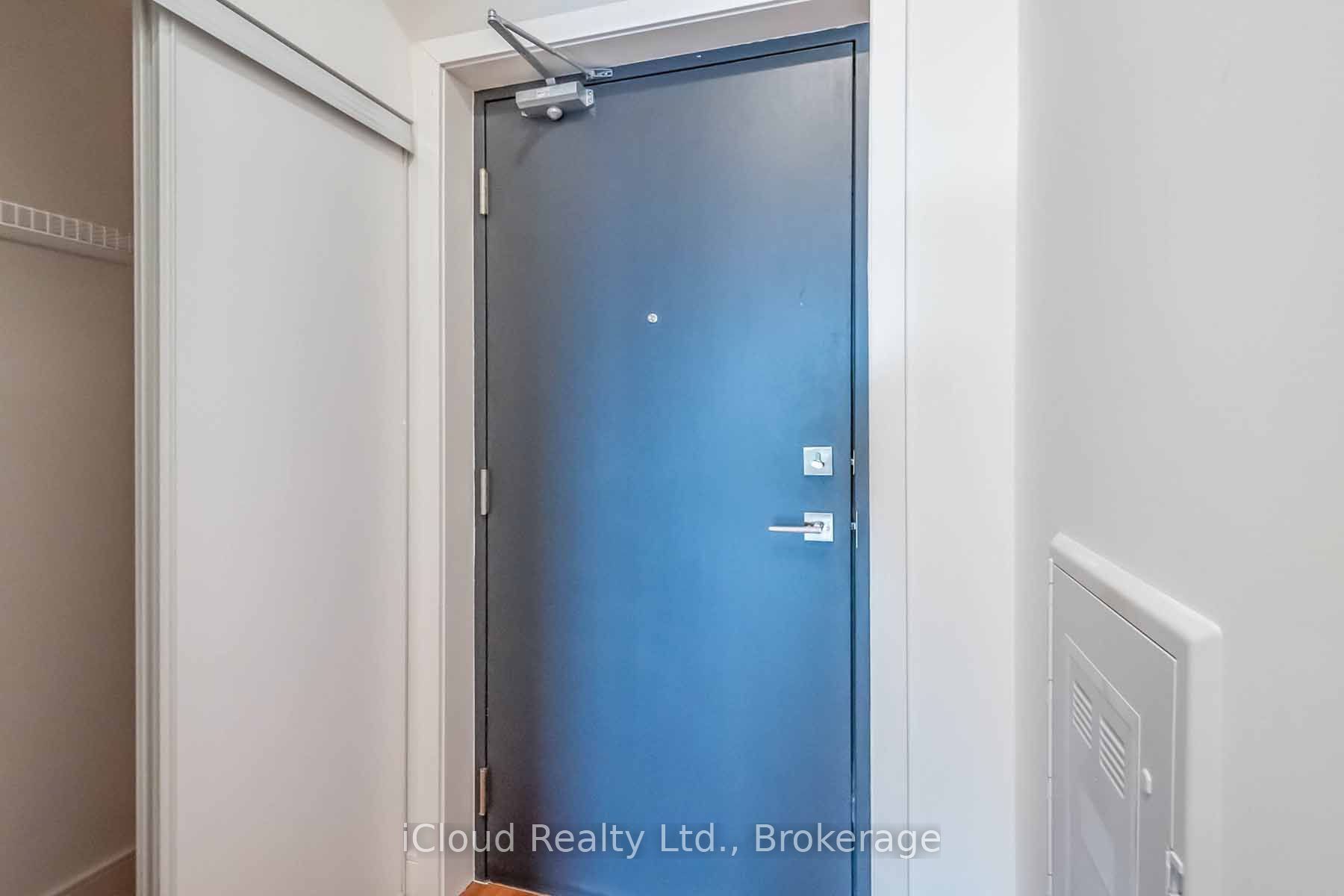 Unit 806 - 1 Wellington Street, Brantford 3