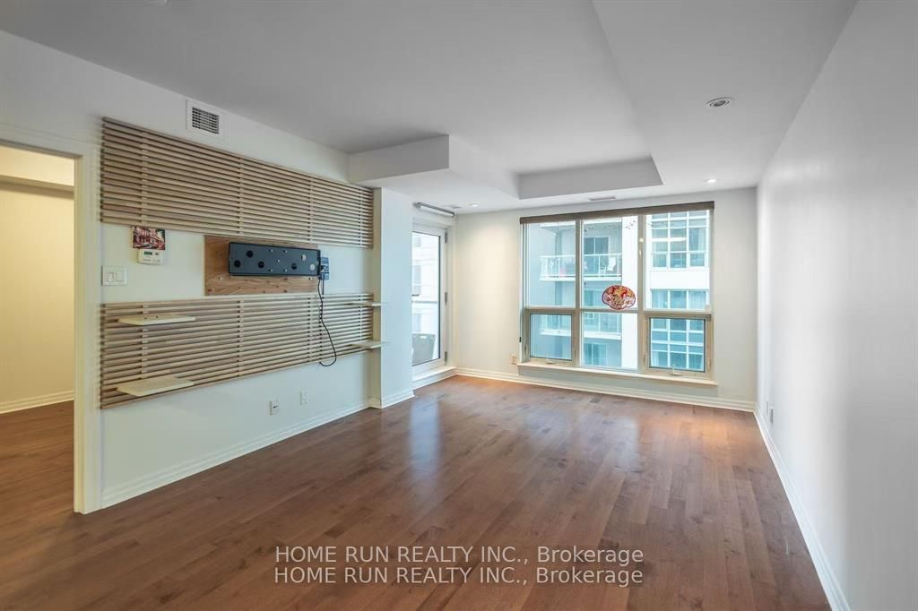 Unit 1906 - 242 Rideau Street, Ottawa 4