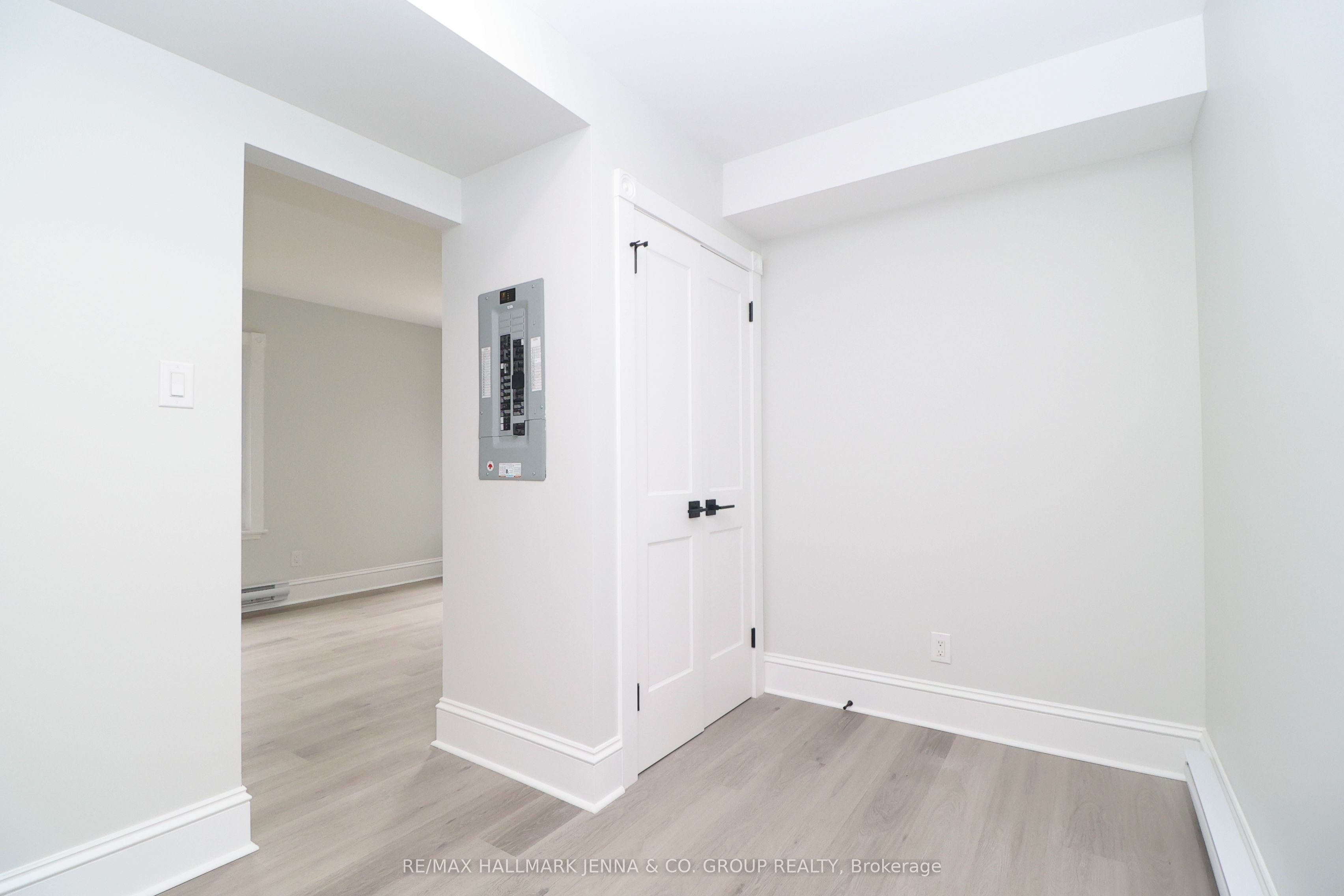 Unit 3 - 332 Osgoode Street, Ottawa 2