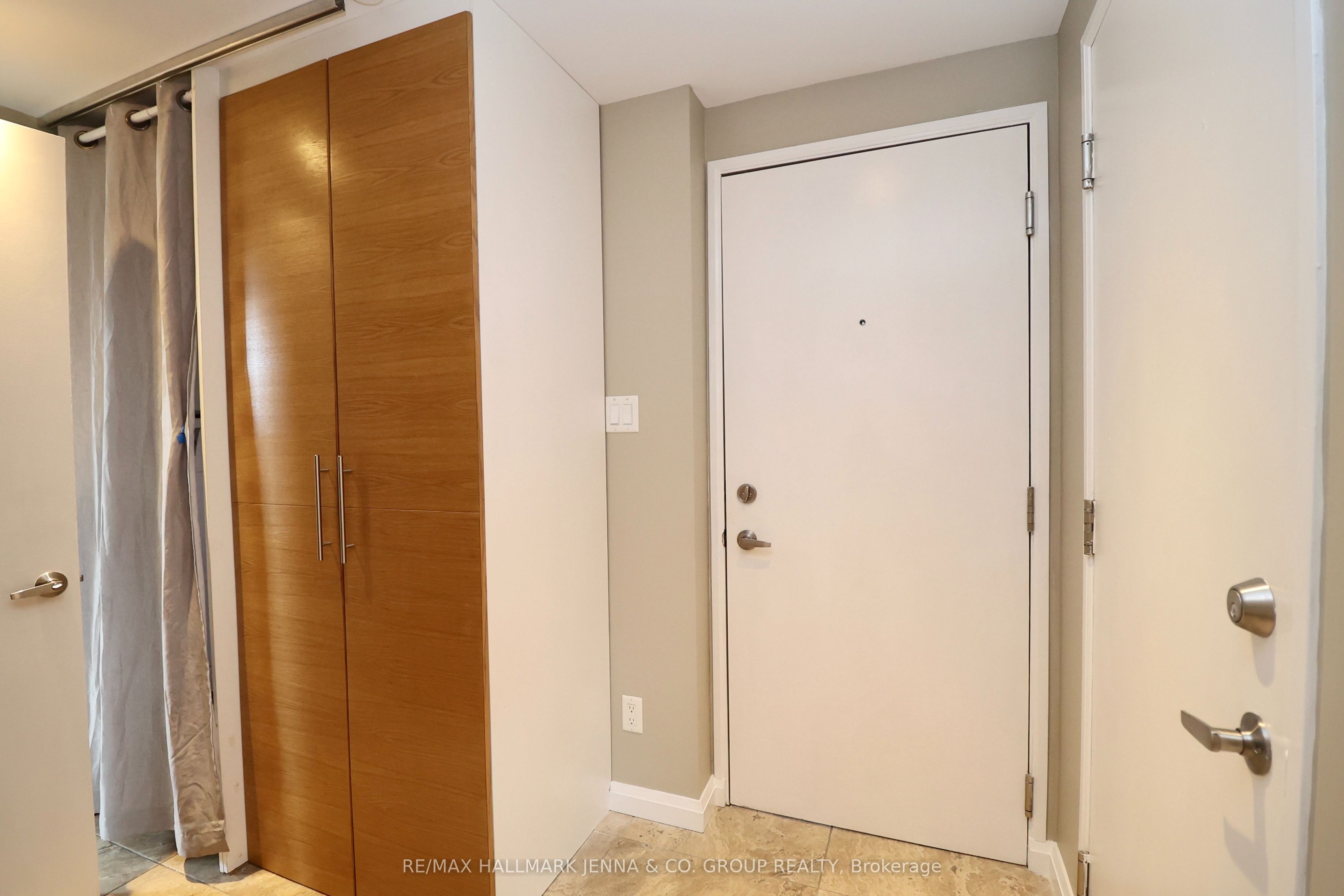 Unit 3 - 331 Osgoode Street, Ottawa 3