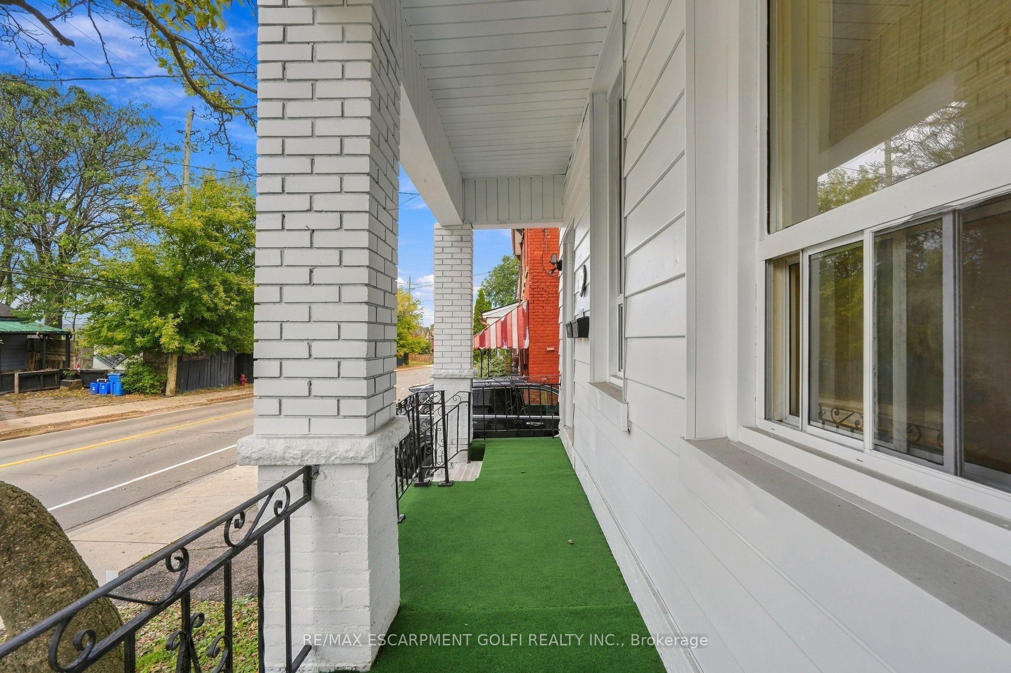 256 Bay Street N, Hamilton 3