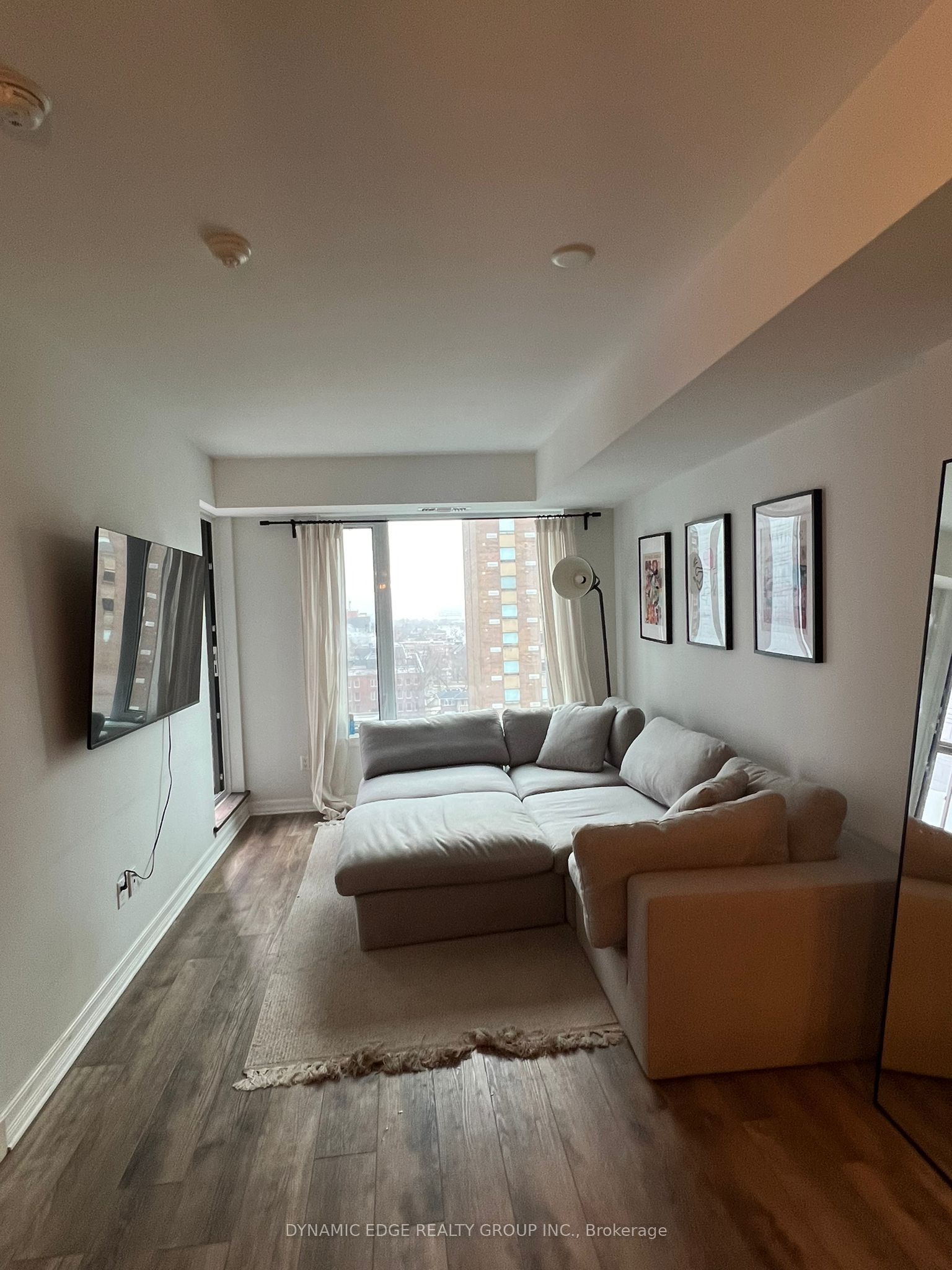 Unit 1007 - 238 BESSERER Street, Ottawa 2