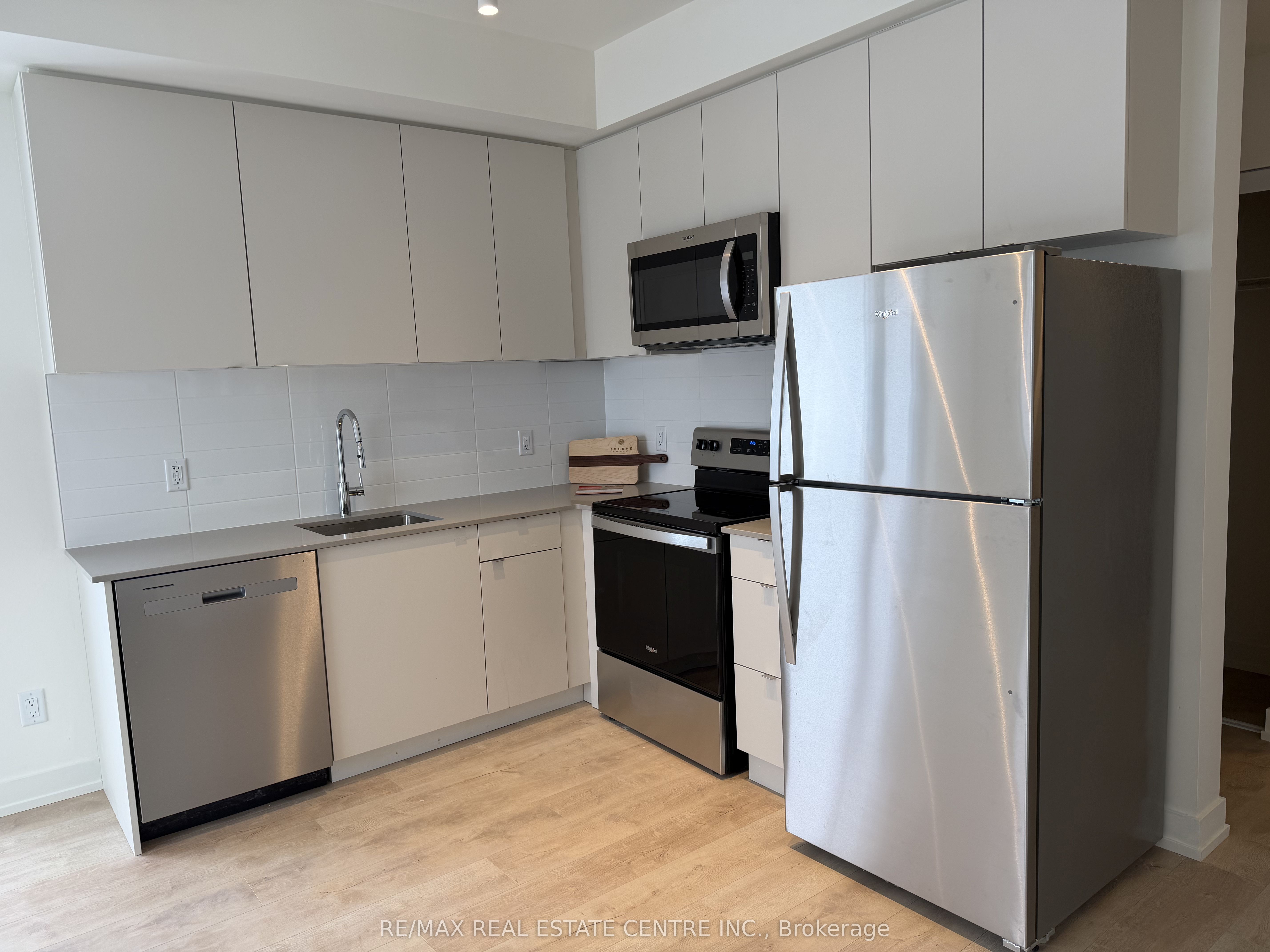 Unit Suite 334 (302C) - 16 Melbourne Avenue, St. Catharines 5