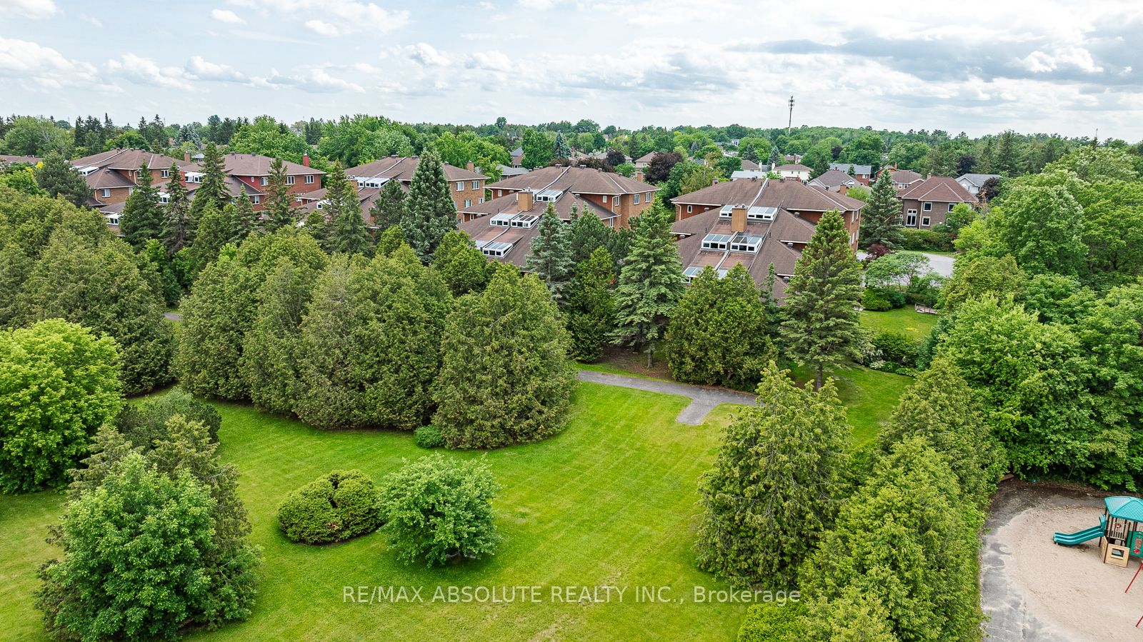206 Stratas Court, Kanata 5