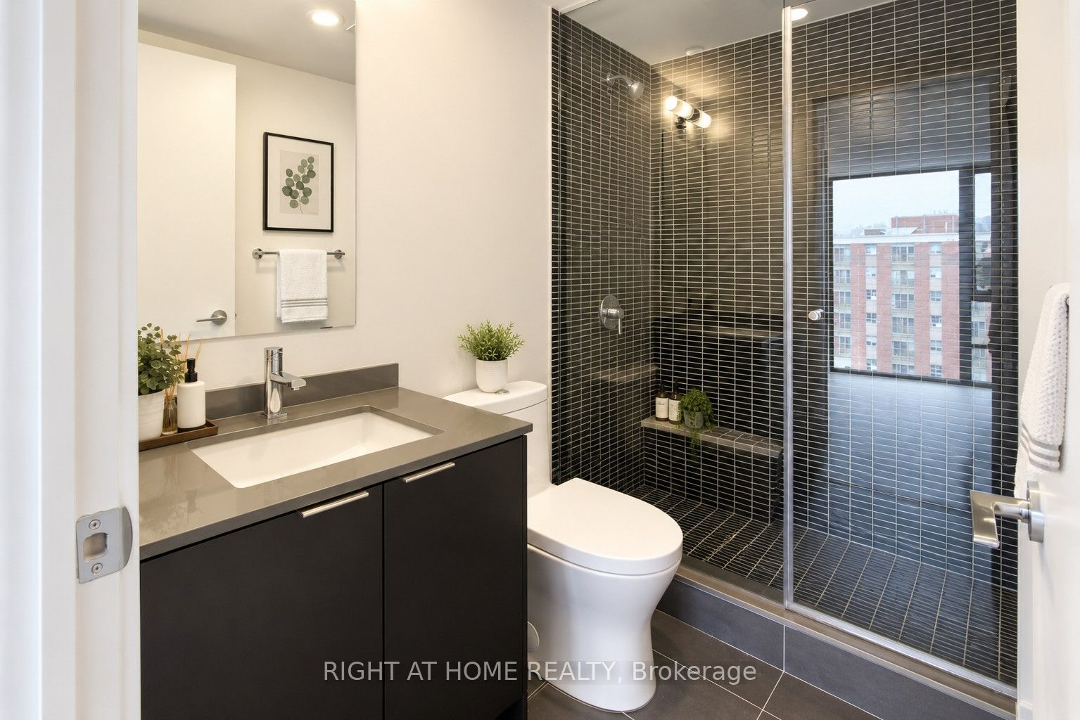 Unit 1101 - 1 Jarvis Street, Hamilton 4