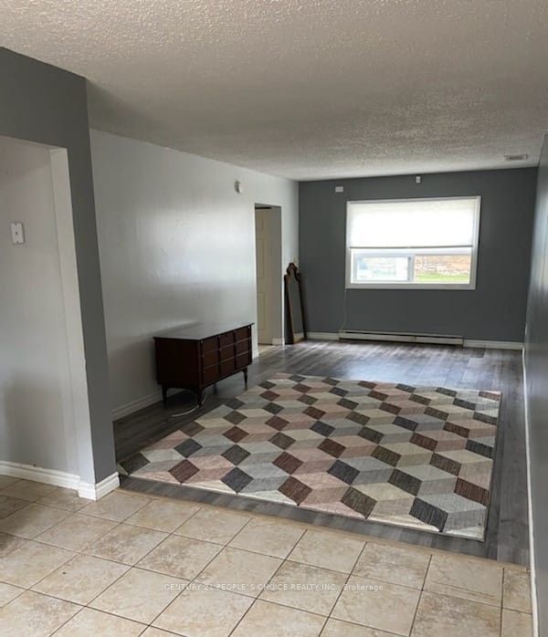 Unit 6 - 271 Thames Street N, Ingersoll 2