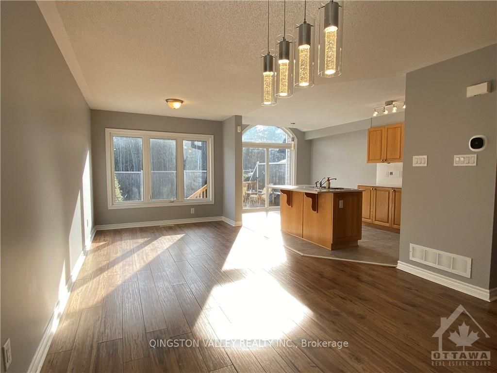 418 GALATINA Way, Kanata 5