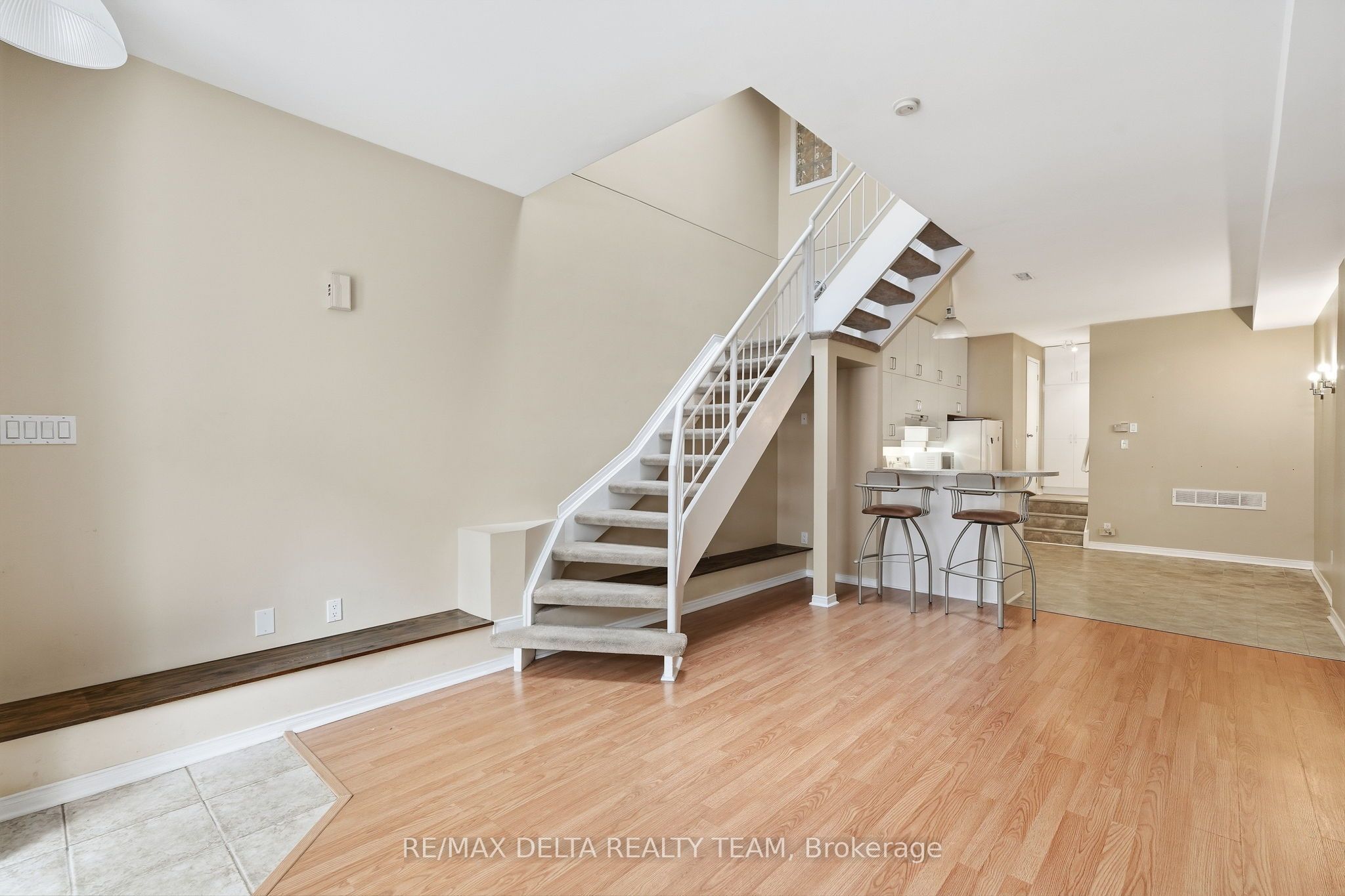Unit 7 - 170 Cathcart Street, Ottawa 5