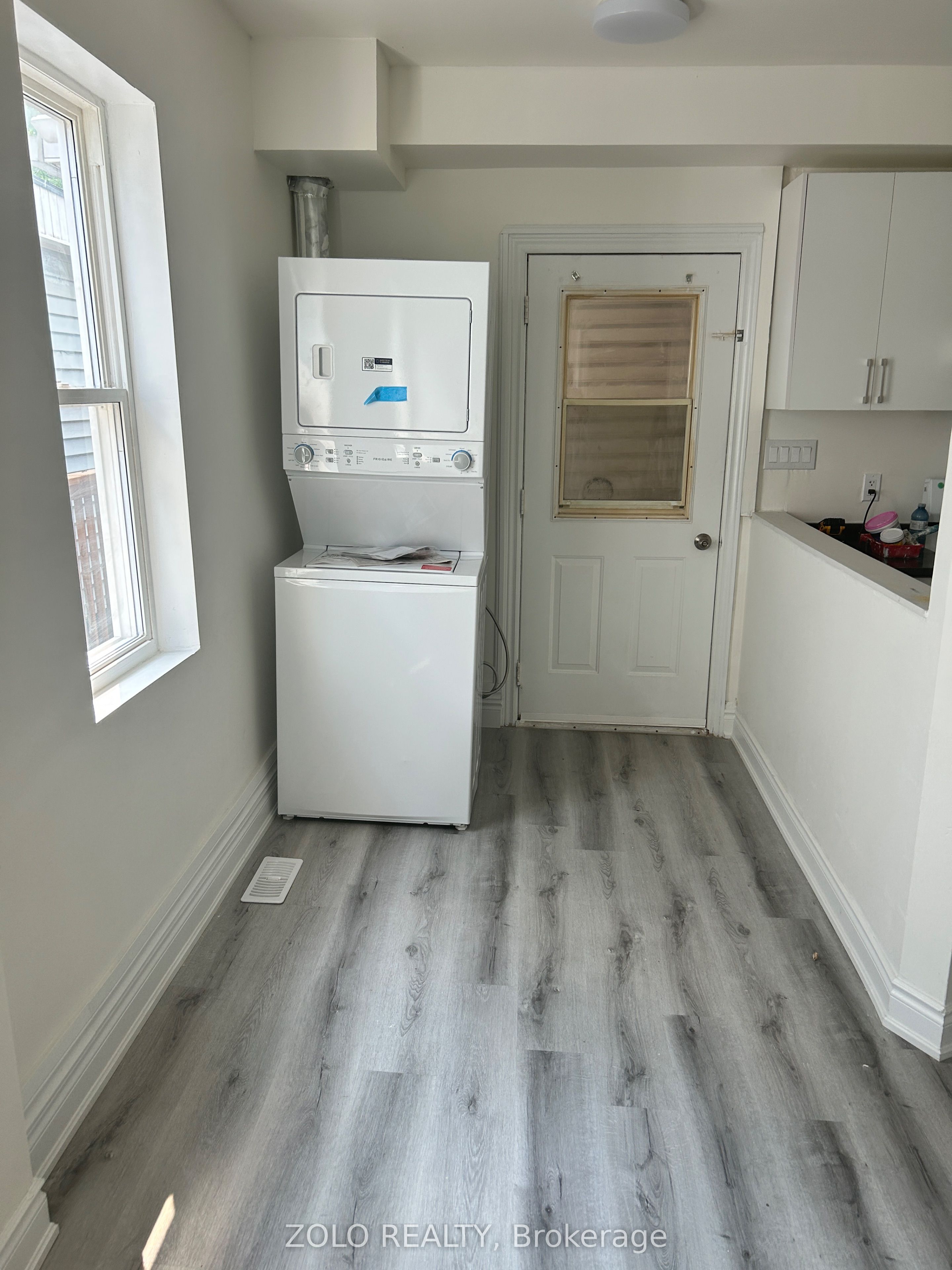 Unit 2 - 4299 Second Avenue, Niagara Falls 4