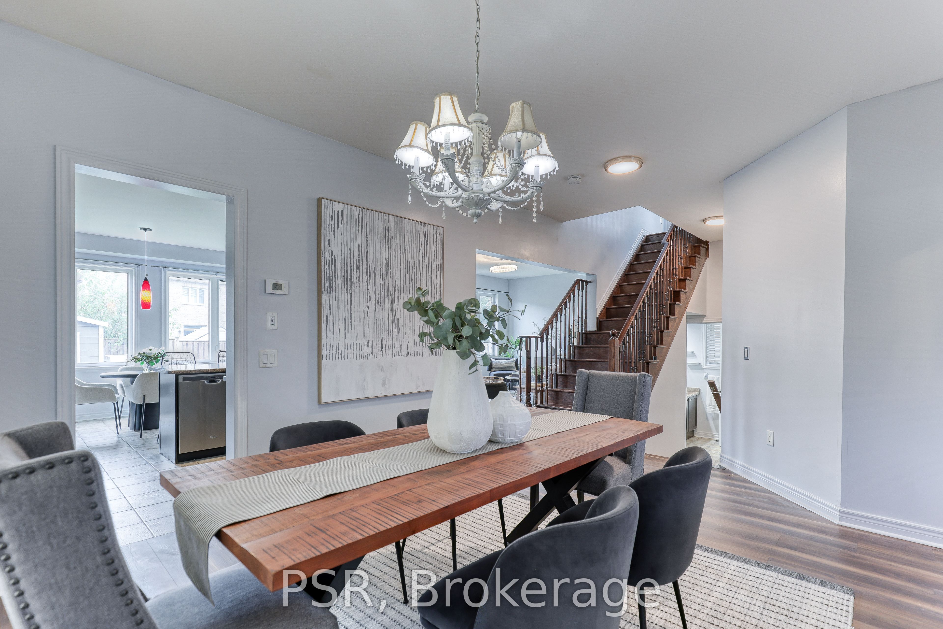 737 Arthur Parker Avenue, Woodstock 2