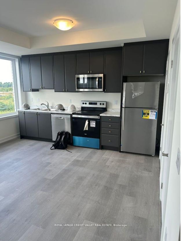 Unit 1603 - 160 Densmore Road S, Cobourg 4
