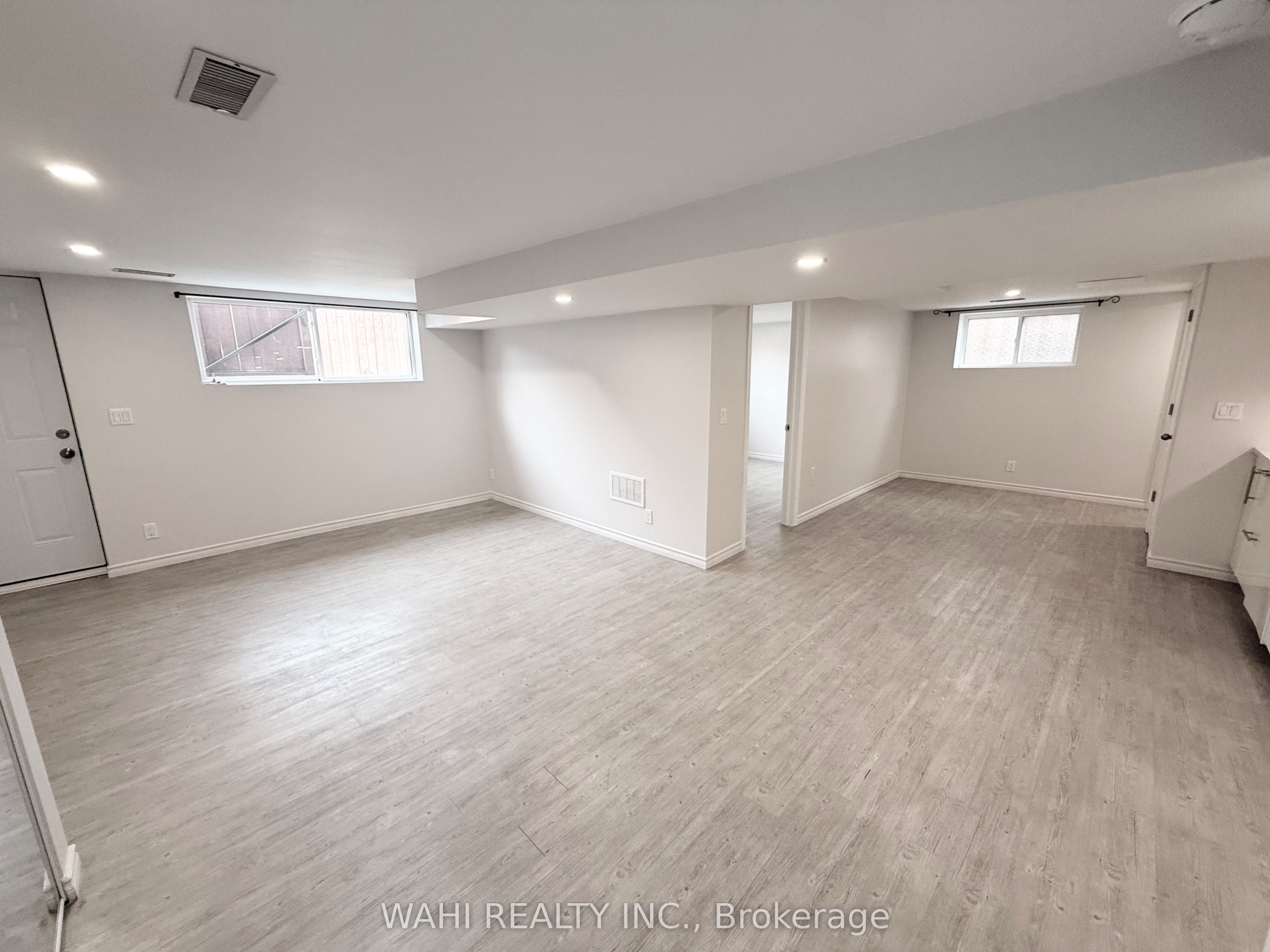 Unit UNIT 2-BASEMENT - 255 CARSON Drive, Hamilton 4