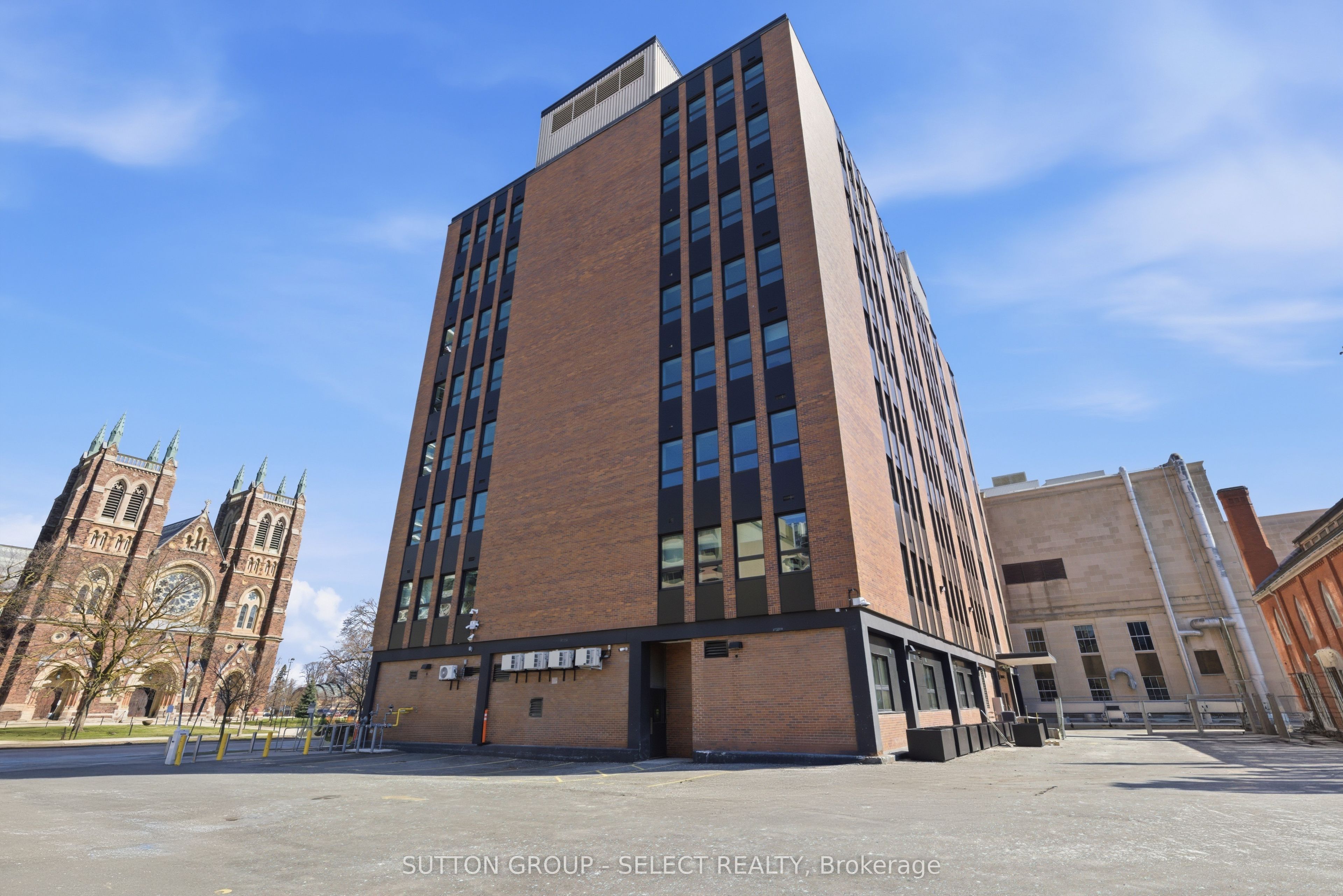 Unit 713 - 195 Dufferin Avenue, London 2