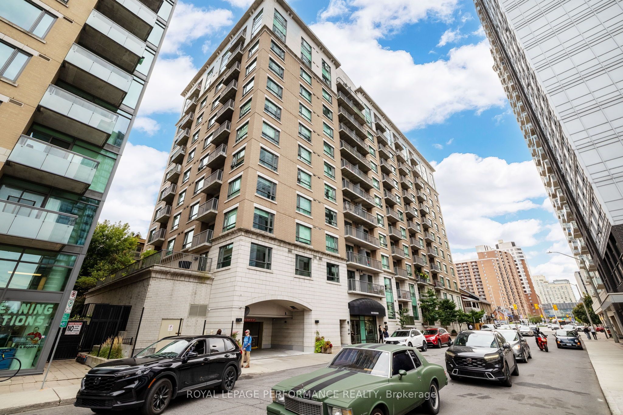 Unit 604 - 200 Besserer Street, Ottawa 2