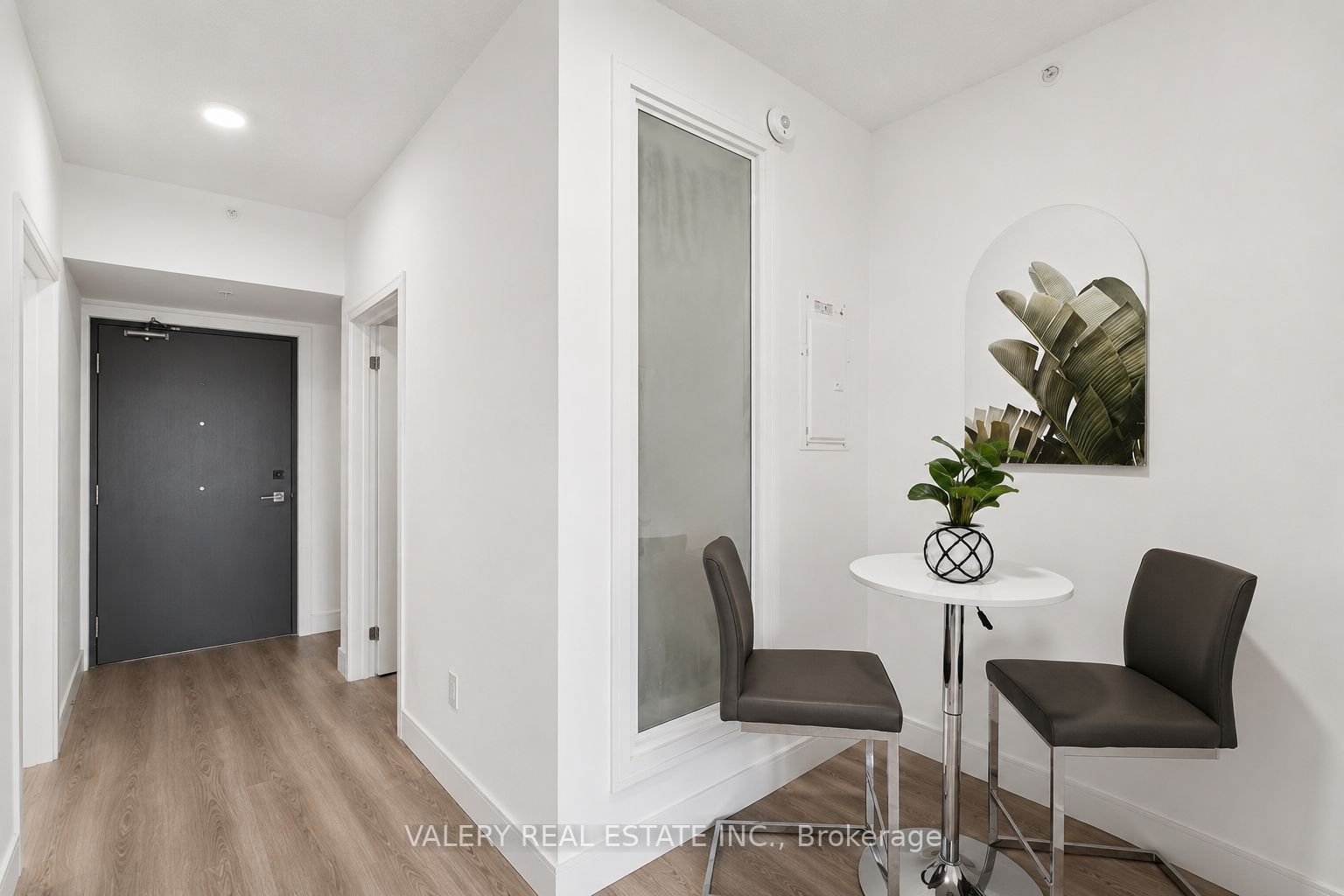 Unit 717 - 1 Wellington Street, Brantford 4