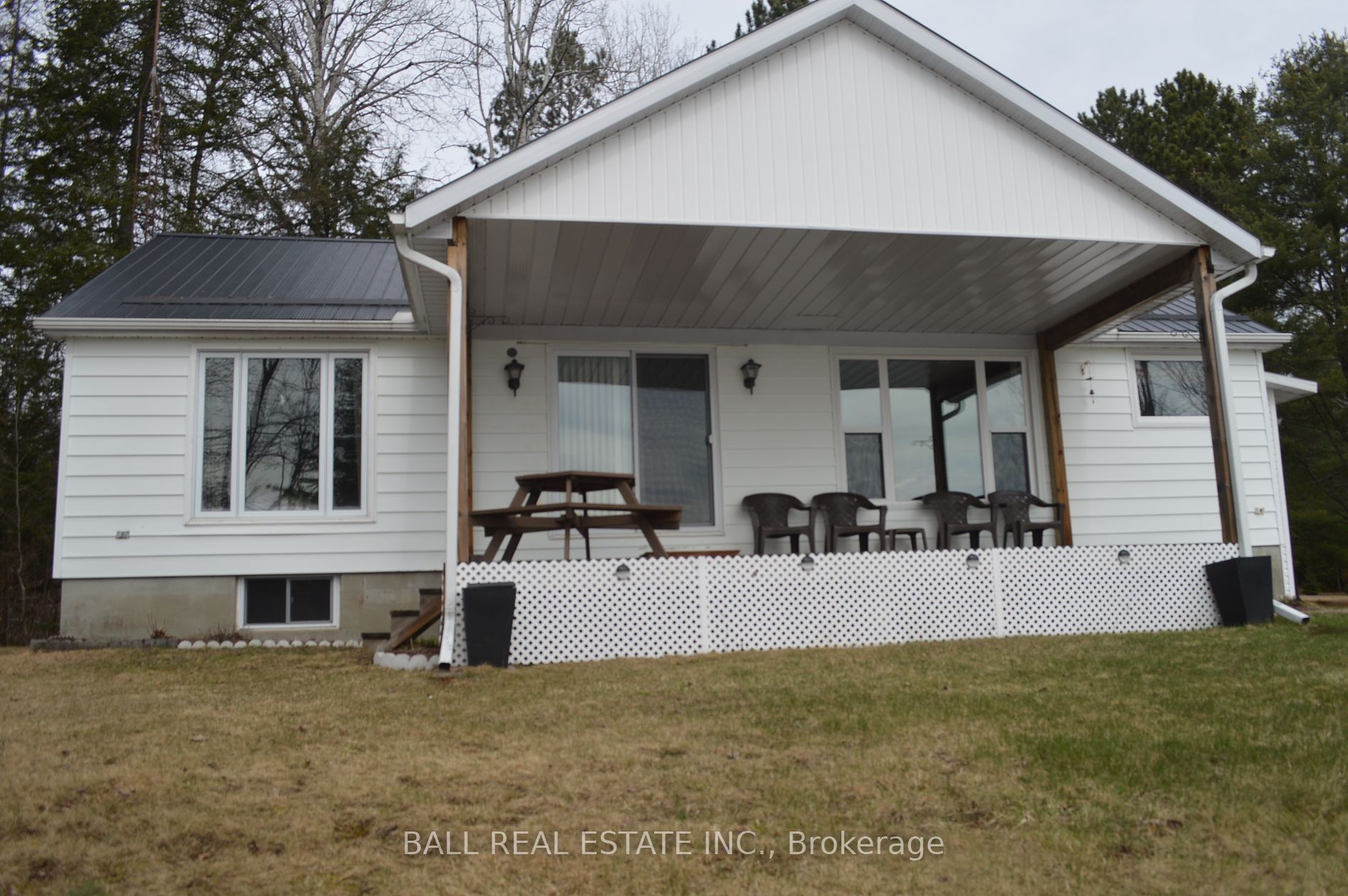 MLS Listing For Sale at 146 Centre Rd, Hastings Highlands, Ontario, K0L2W0, MLS# X8087846