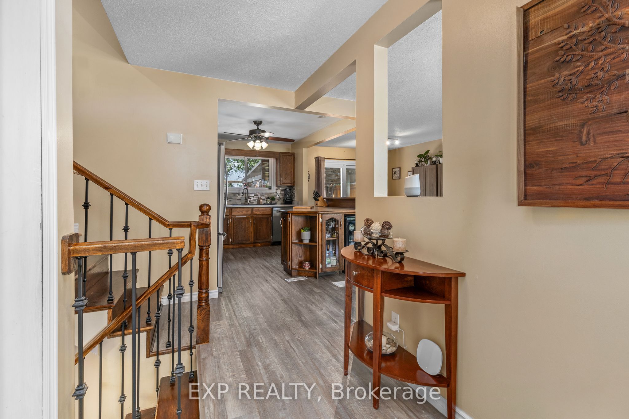 16 Loraine Ave E, Quinte West, Ontario K8V6M1 For Sale HouseSigma