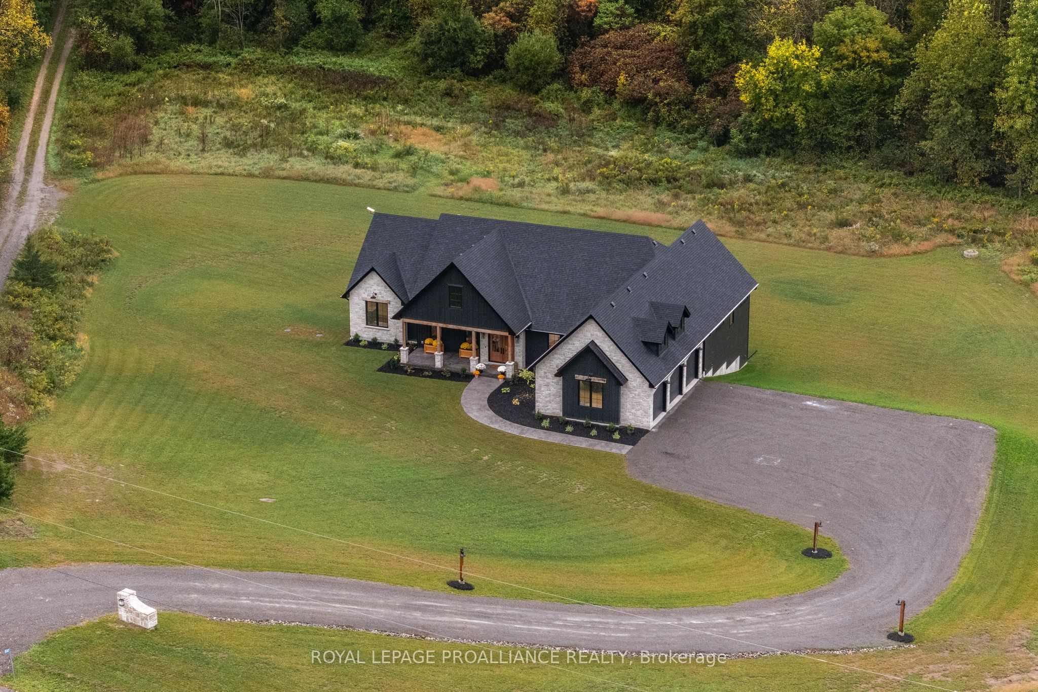 1547 Clearview Rd, Centre Hastings, Ontario K0K2Y0 For Sale HouseSigma